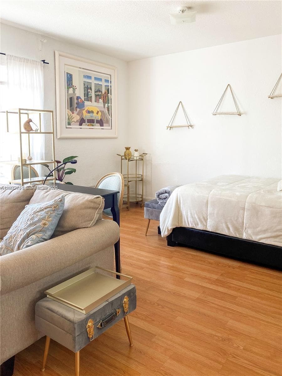 Condo at 820 Euclid Ave, Miami Beach — photo 3