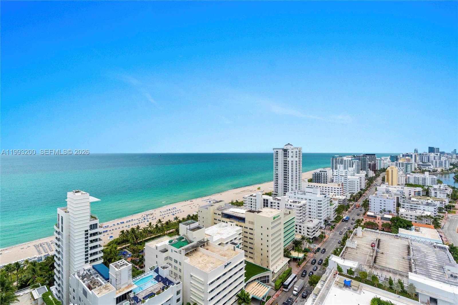 Condo at 4401 Collins Ave, Miami Beach — photo 2