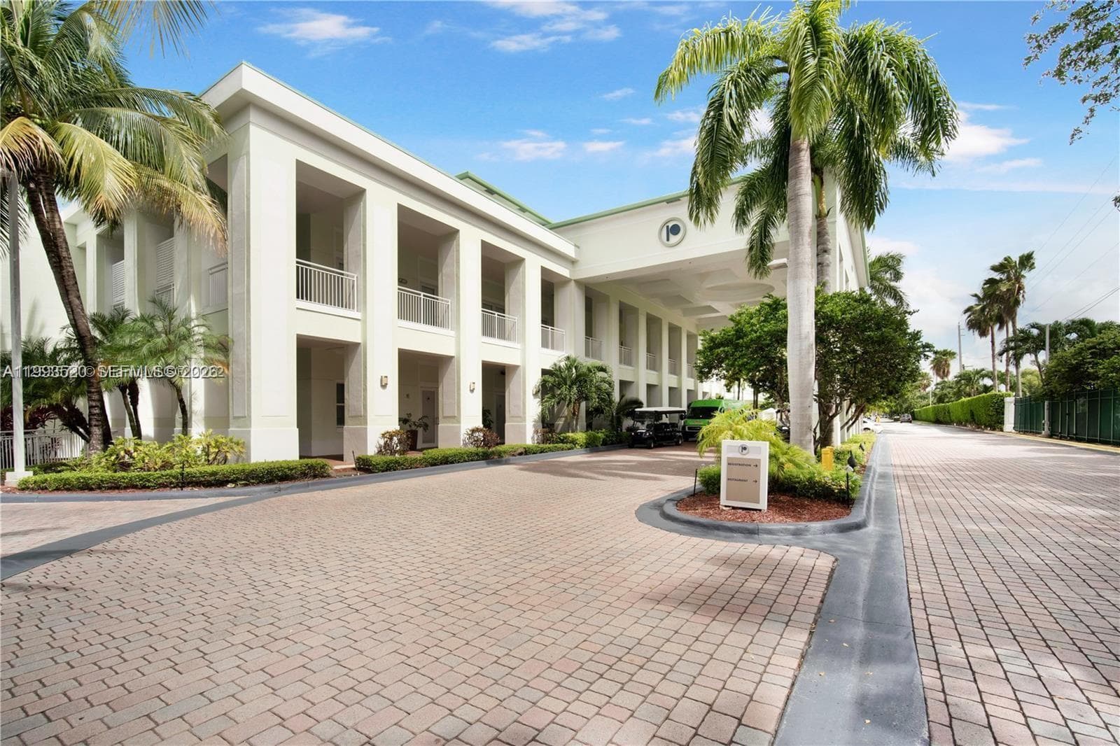 Condo at 5300 NW 87th Ave, Doral, FL