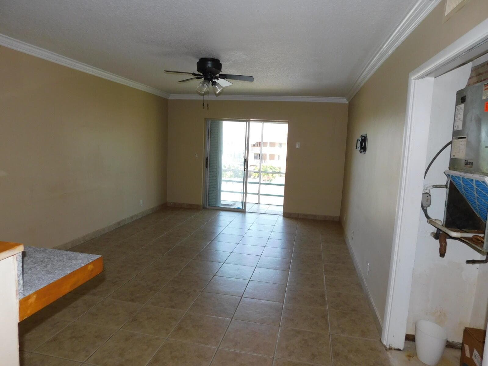 Condo at 4770 NW 10 Court NW, Plantation, FL
