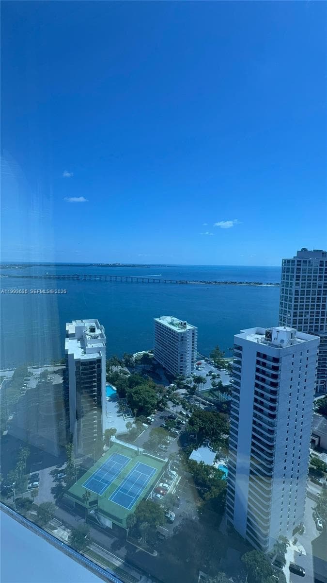 Condo at 1435 Brickell Ave, Miami — photo 2