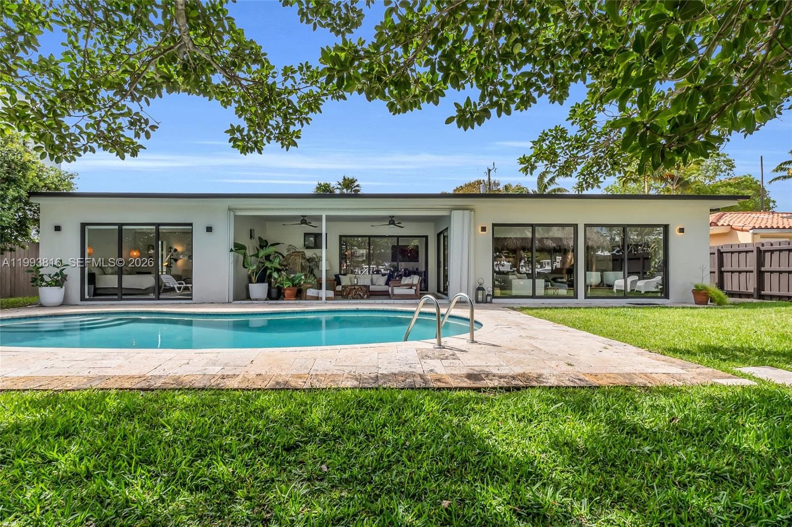 Single-family home at 2025 Arch Creek Dr, North Miami, FL
