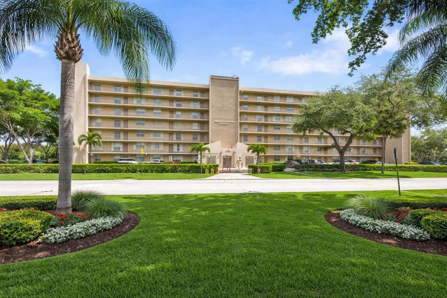 Condo at 4570 NW 18th Avenue, Deerfield Beach, FL