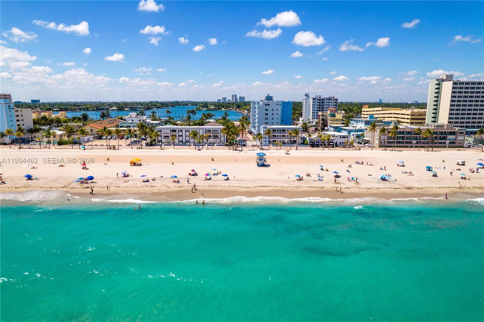 Townhouse at 335 Virginia St, Hollywood, FL