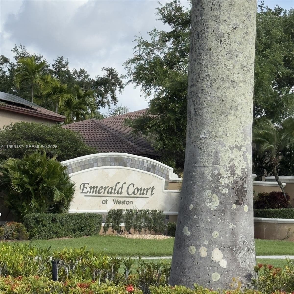 Single-family home at 16029 Emerald Cove Rd, Weston, FL