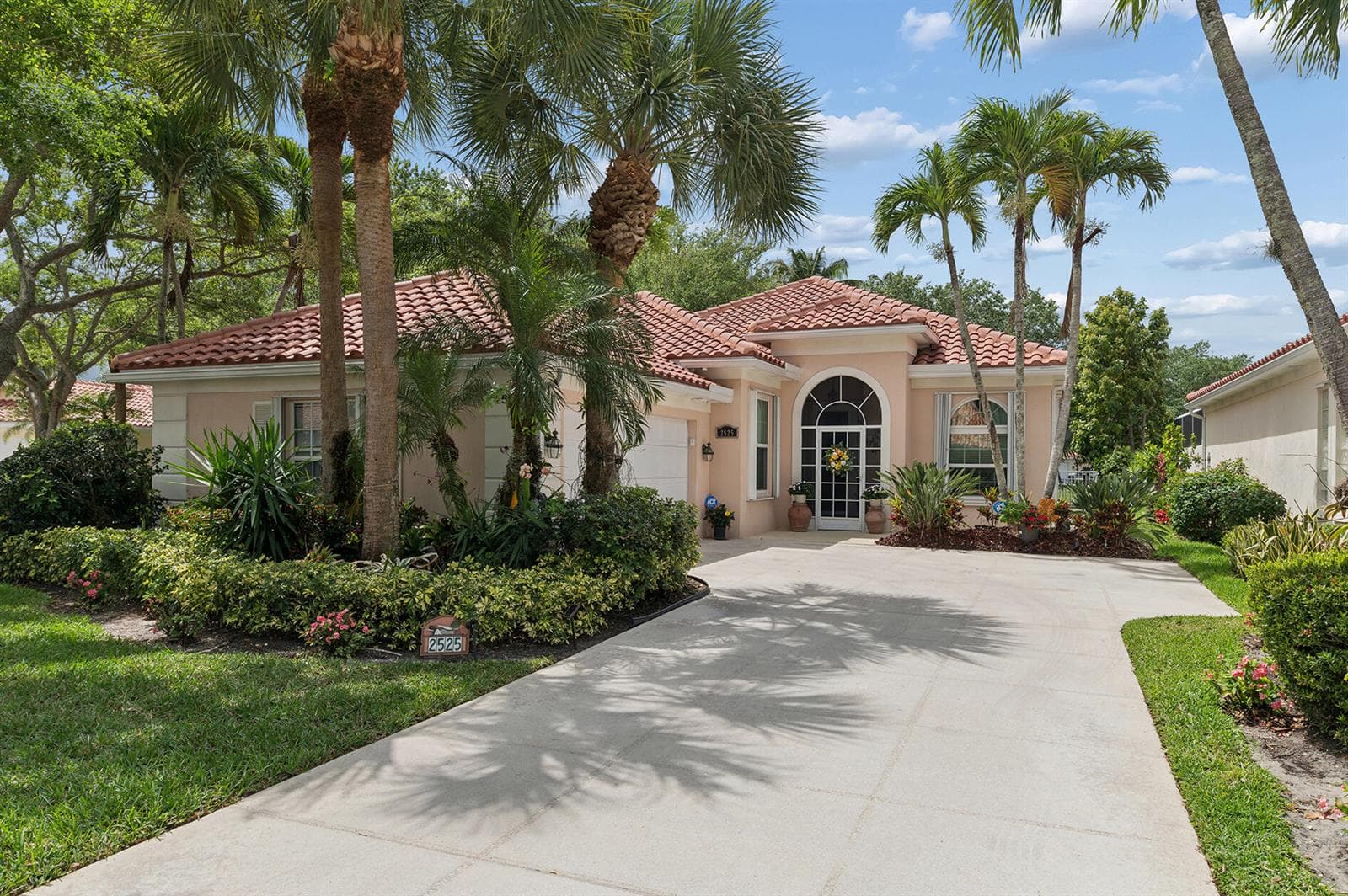 Single-family home at 2525 Kittbuck Way, West Palm Beach, FL