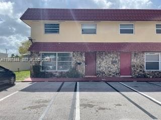 Townhouse at 4167 SW 66th Way, Davie, FL