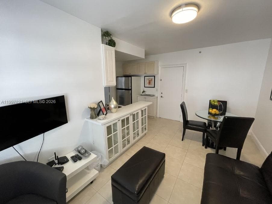 Condo at 335 Ocean Dr, Miami Beach — photo 4