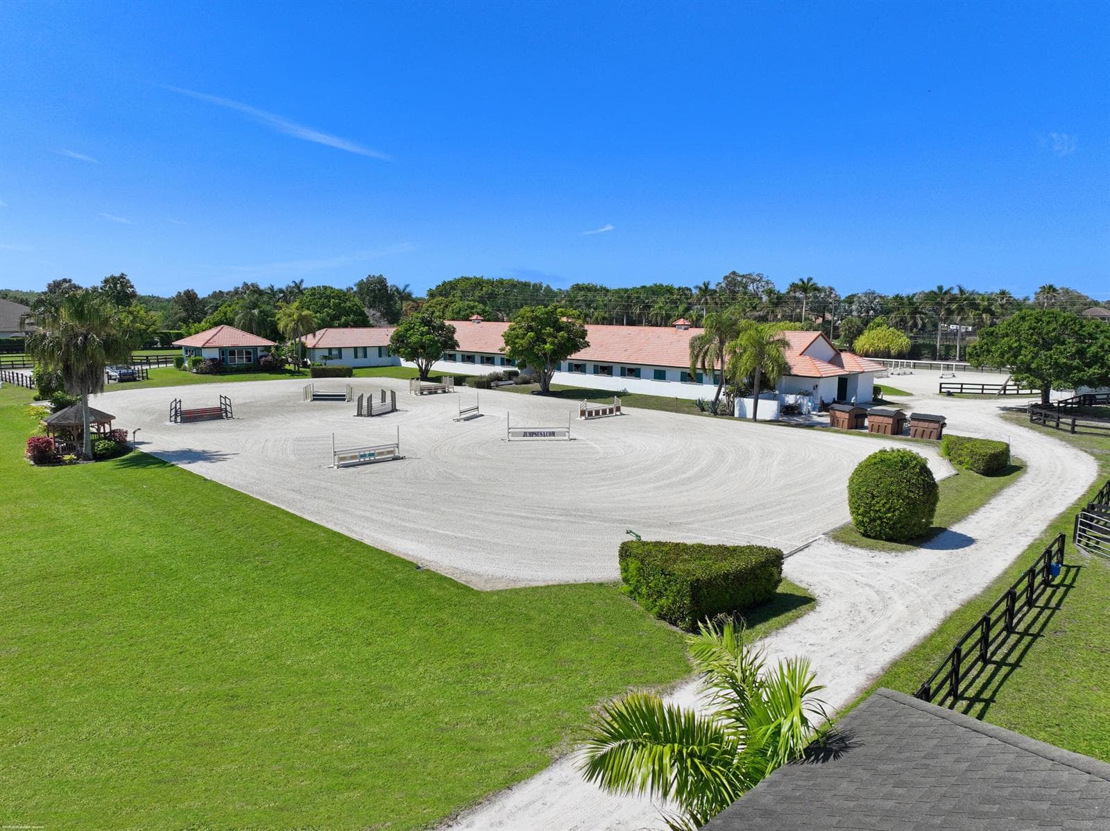 Single-family home at 13122 52nd Place S, Wellington, FL