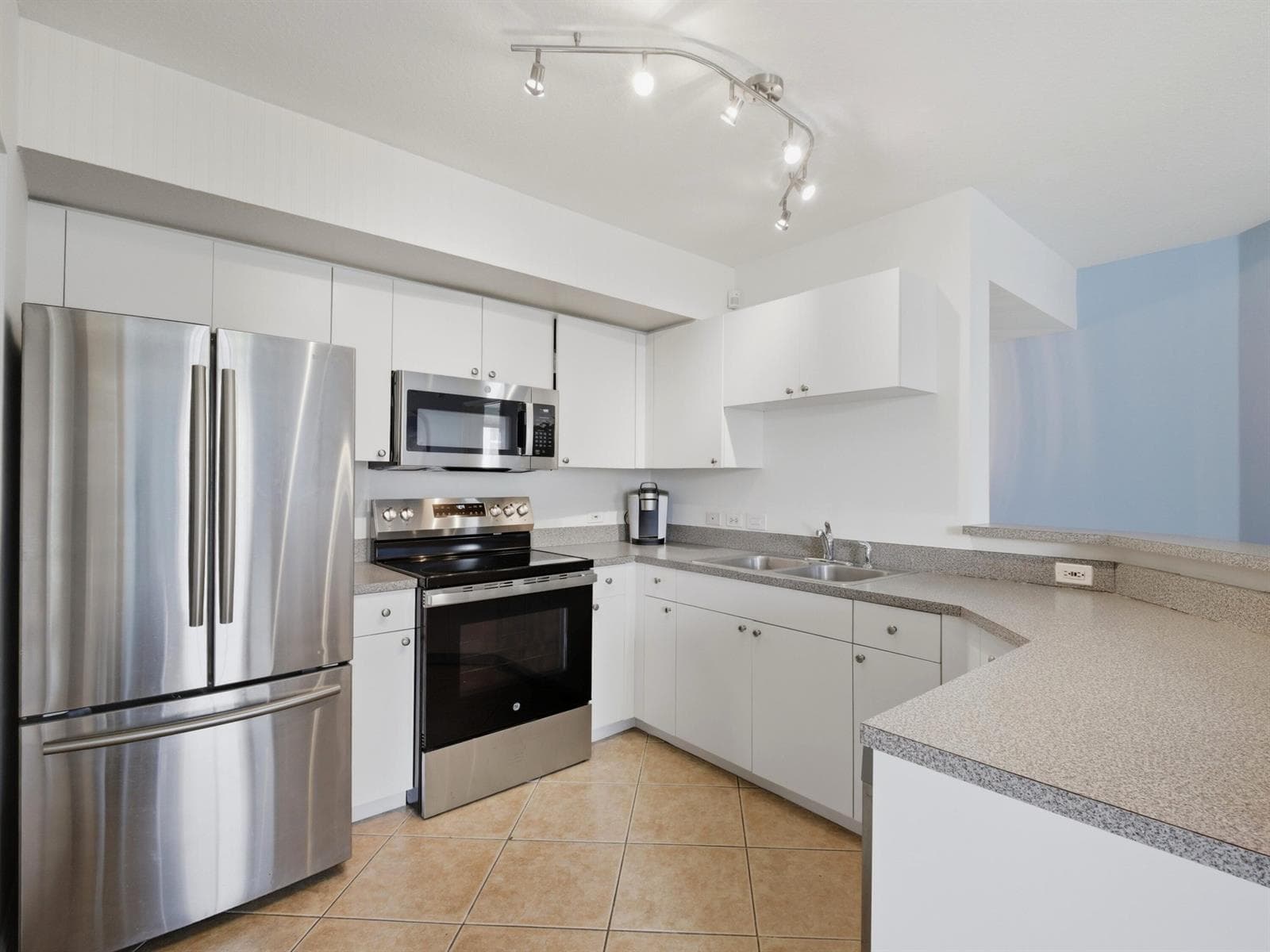 Kitchen 1