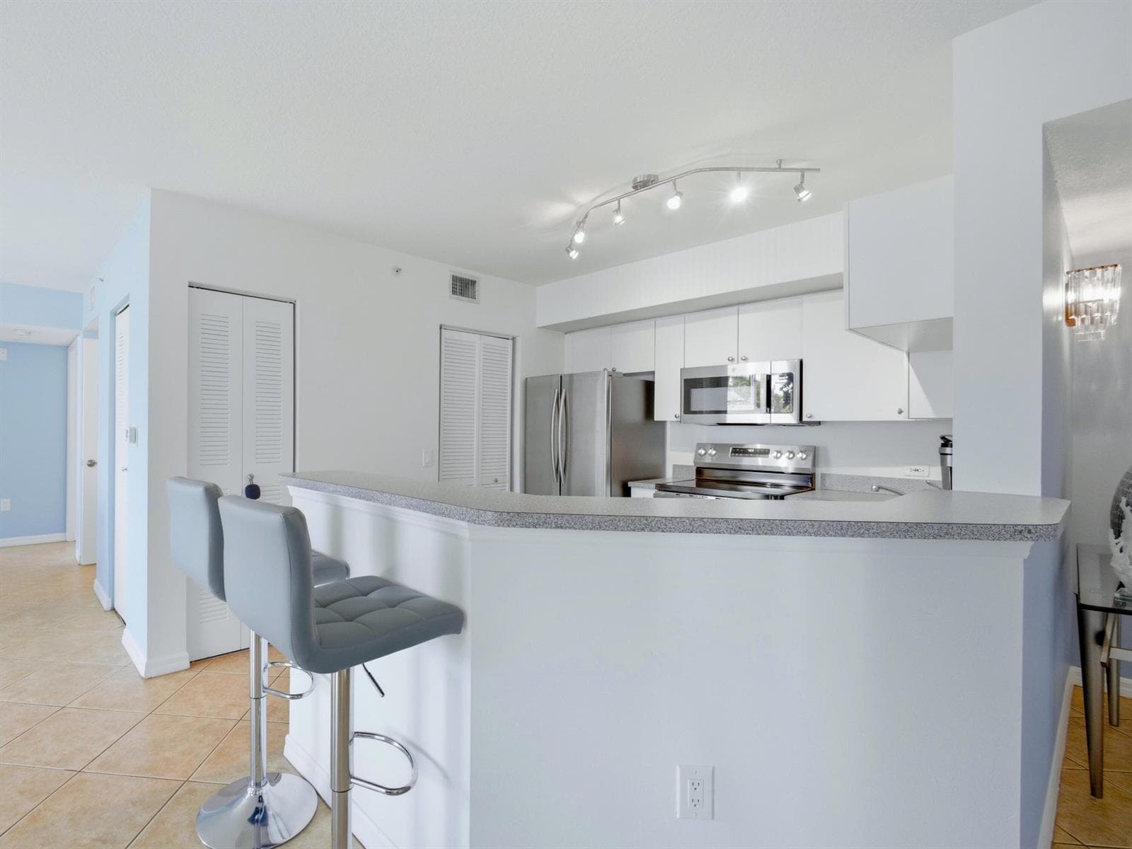 Breakfast Bar Kitchen