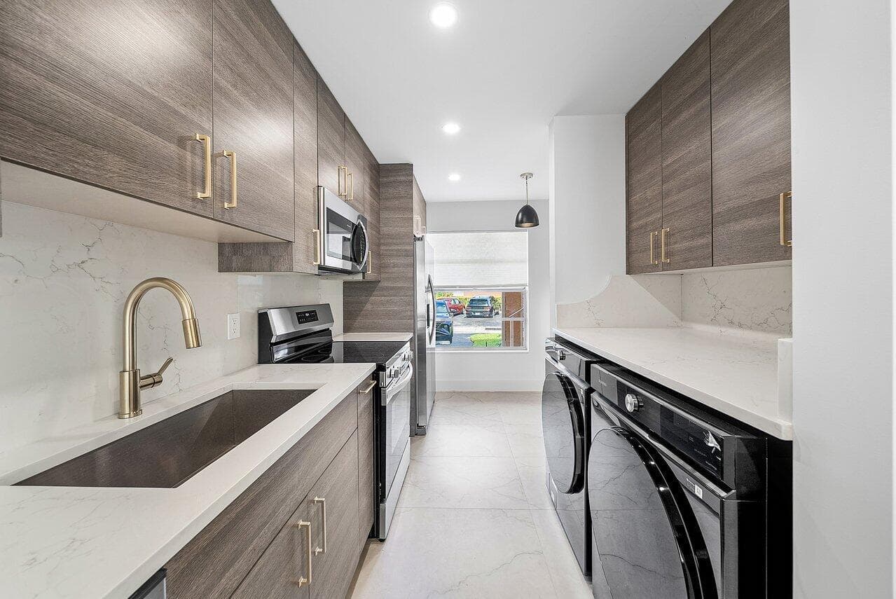 Condo at 1541 NW 20th Avenue, Delray Beach, FL
