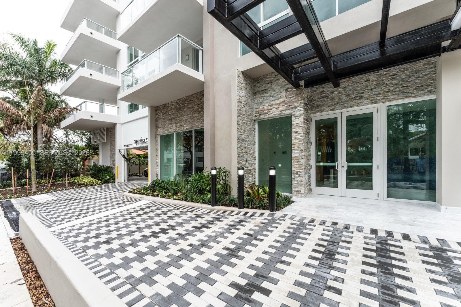 Condo at 1850 Monroe St, Hollywood — photo 3