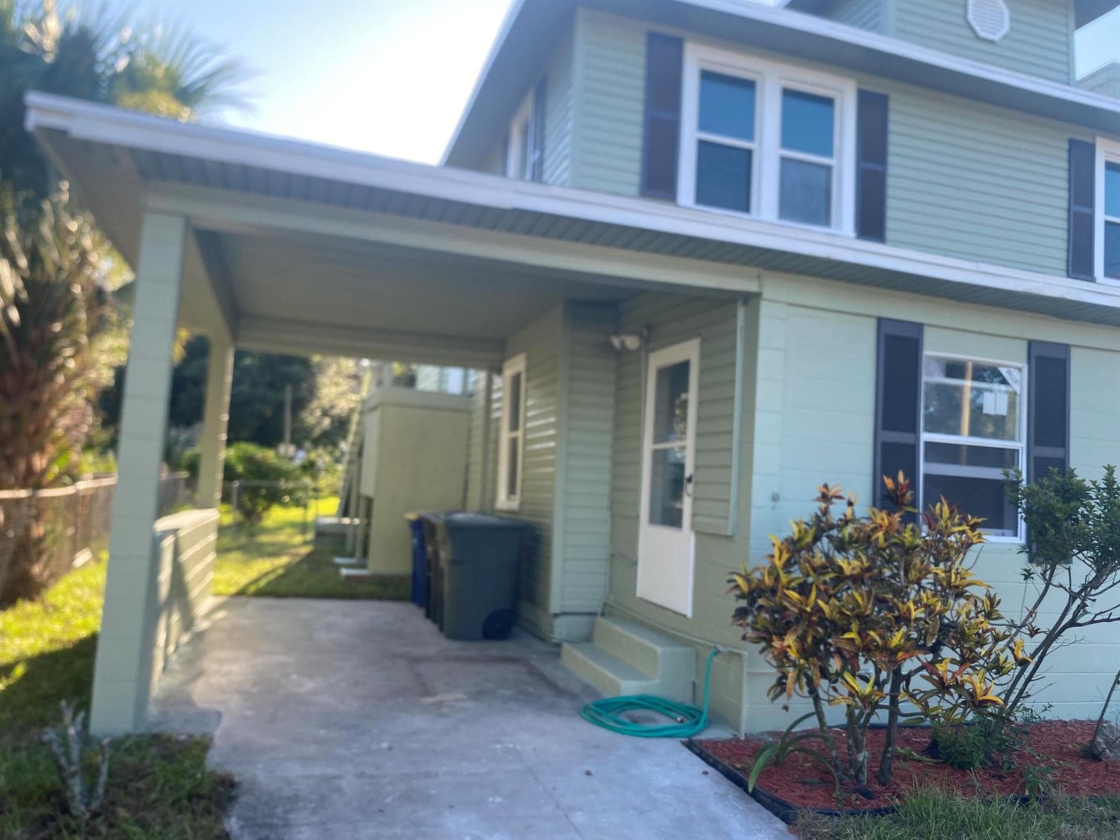 Single-family home at 319 N 11th Street, Fort Pierce, FL