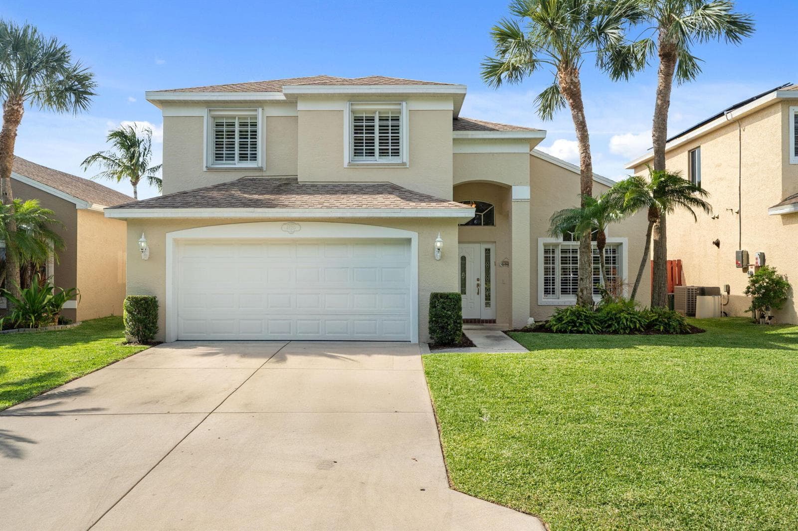Single-family home at 4620 SE Winter Haven Court, Stuart, FL