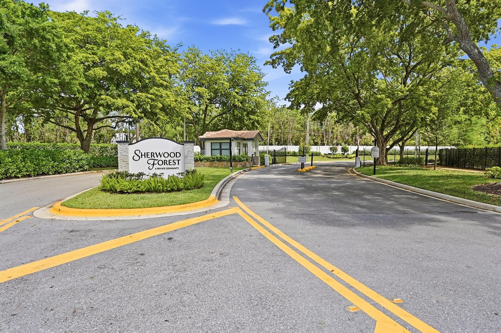 Single-family home at 262 Sherwood Forest Drive, Delray Beach, FL