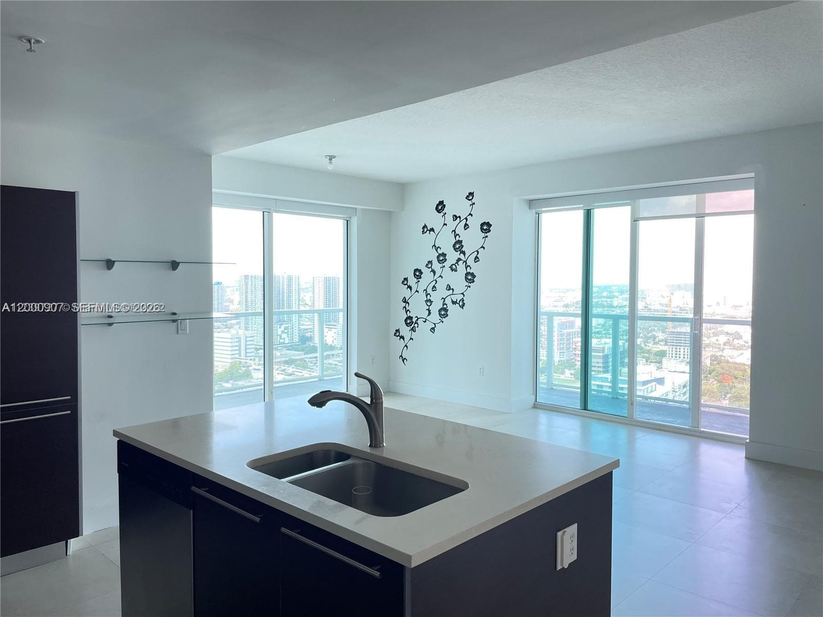 Condo at 1900 N Bayshore Dr, Miami, FL