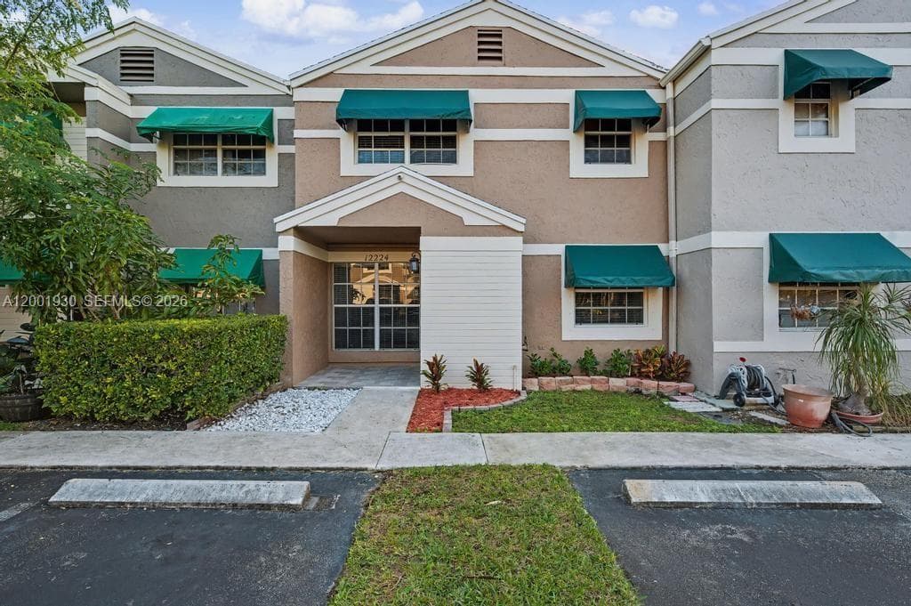 Townhouse at 12224 SW 52nd Pl, Cooper City, FL