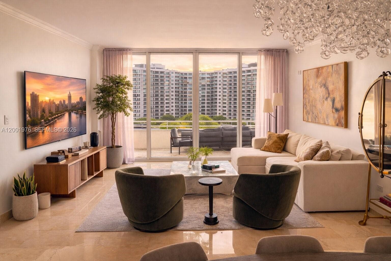 Condo at 848 Brickell Key Dr, Miami, FL