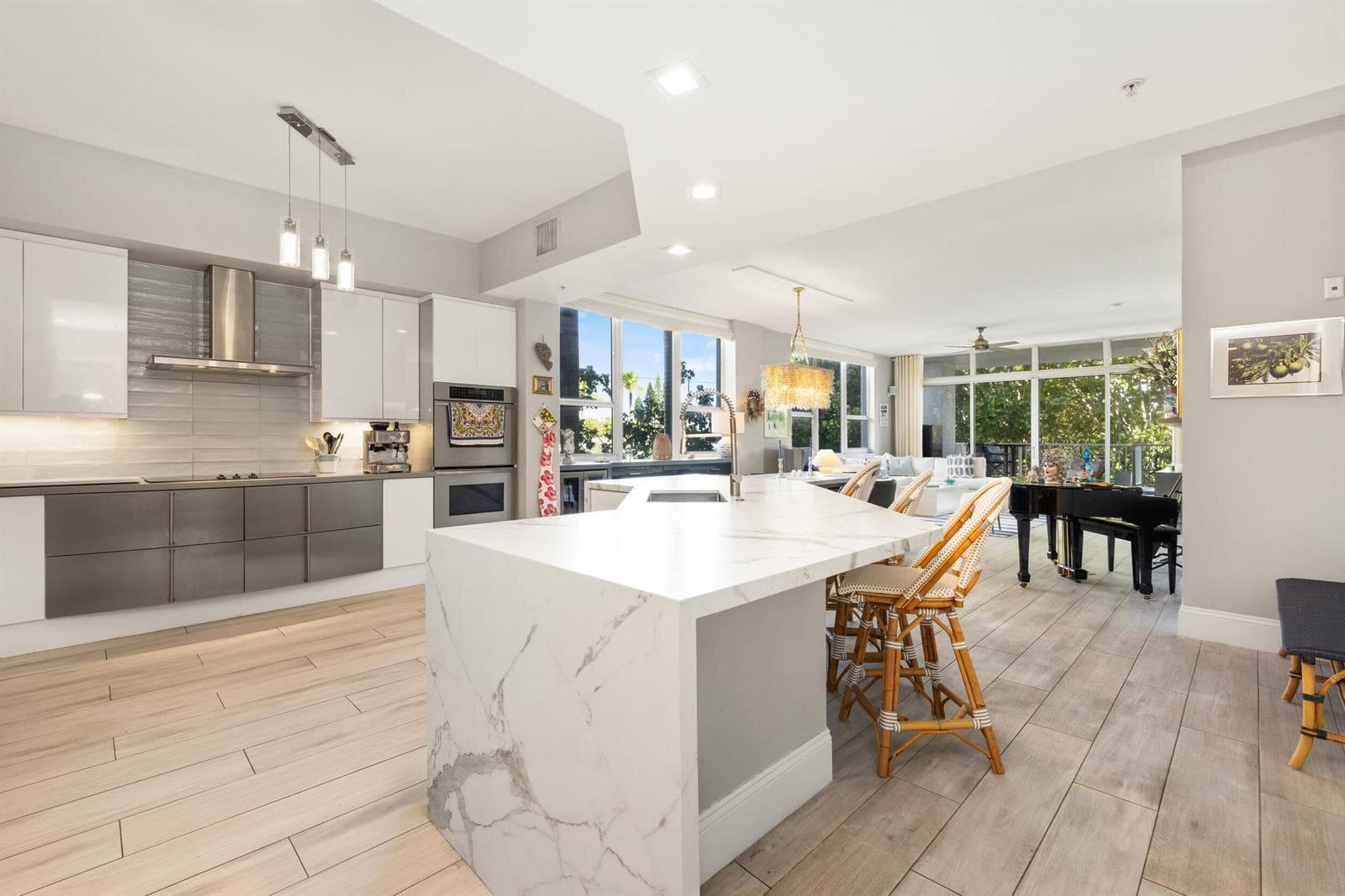 Condo at 701 SE 21st Avenue, Deerfield Beach, FL