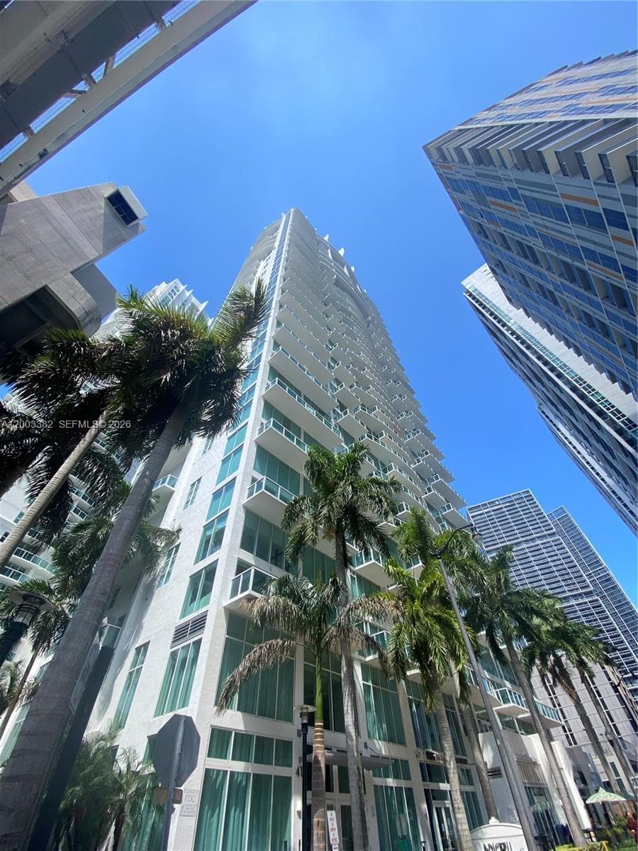 Condo at 41 SE 5th St, Miami — photo 1