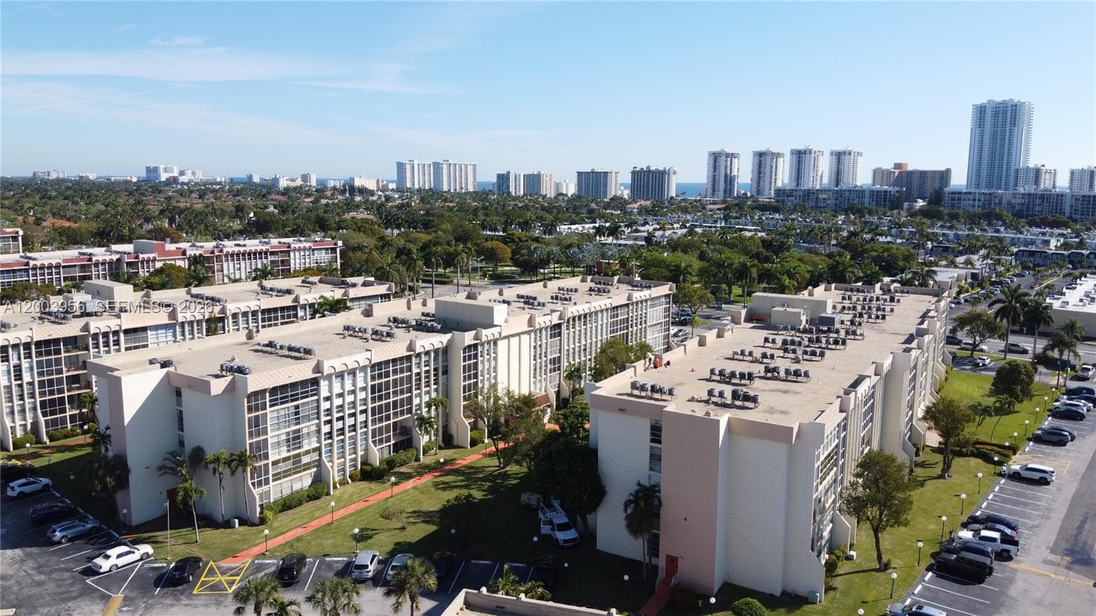 Condo at 851 Three Islands Blvd, Hallandale Beach, FL