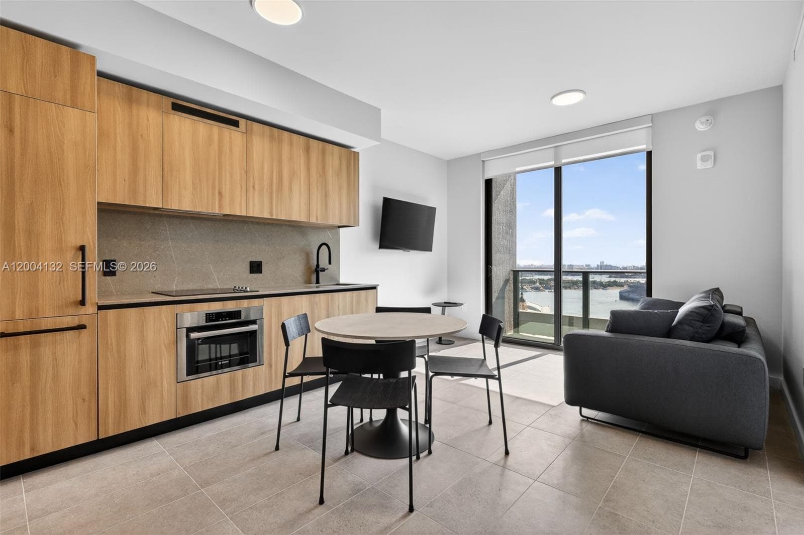 Condo at 121 NE 5th Steet, Miami — photo 2