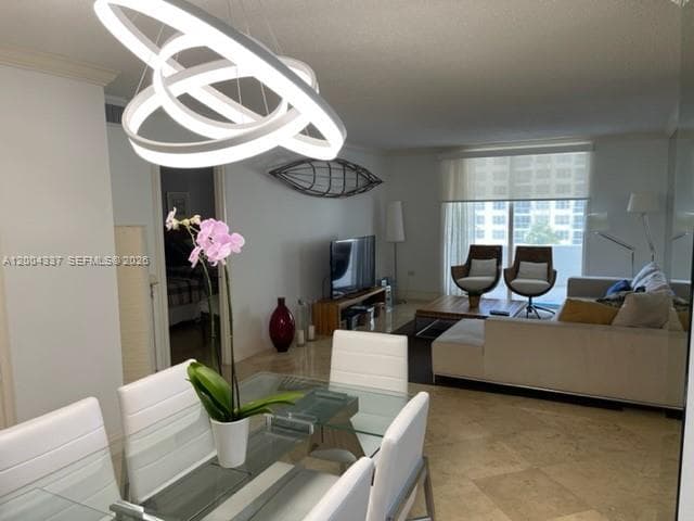 Condo at 5555 Collins Ave, Miami Beach — photo 3