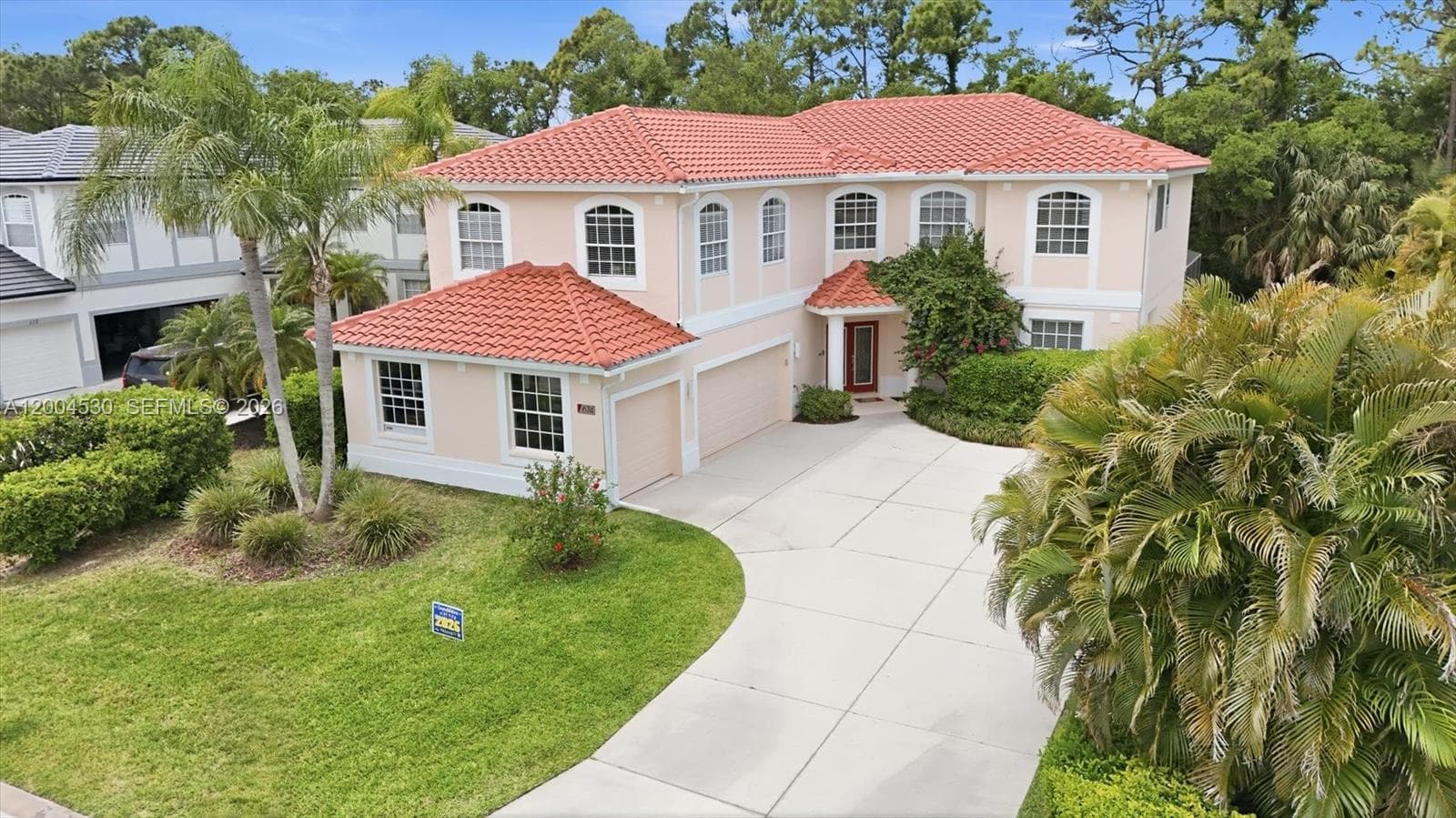 Single-family home at 674 Clear Creek Drive, Sarasota, FL