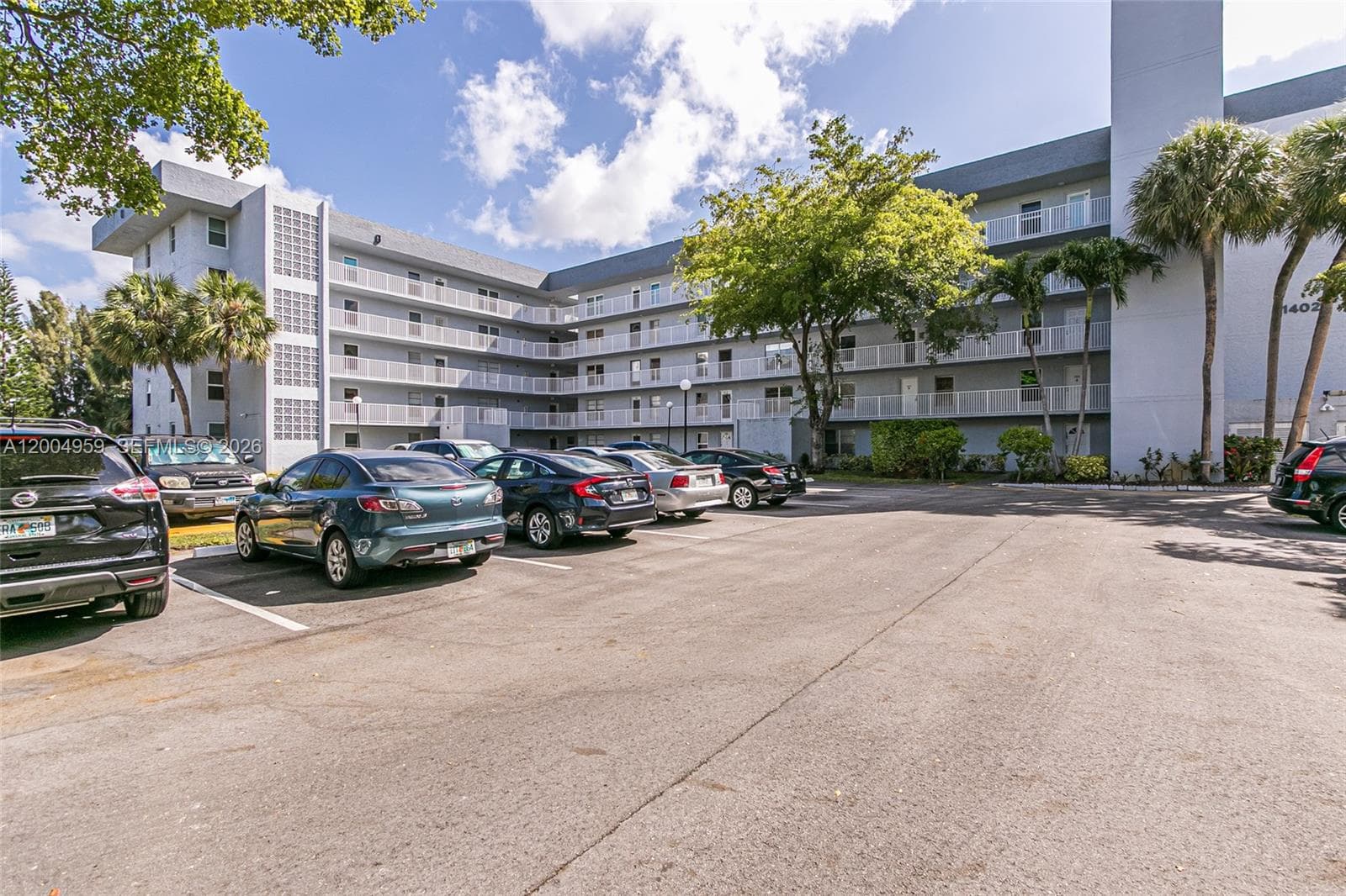Condo at 1402 NW 80th Ave, Margate, FL