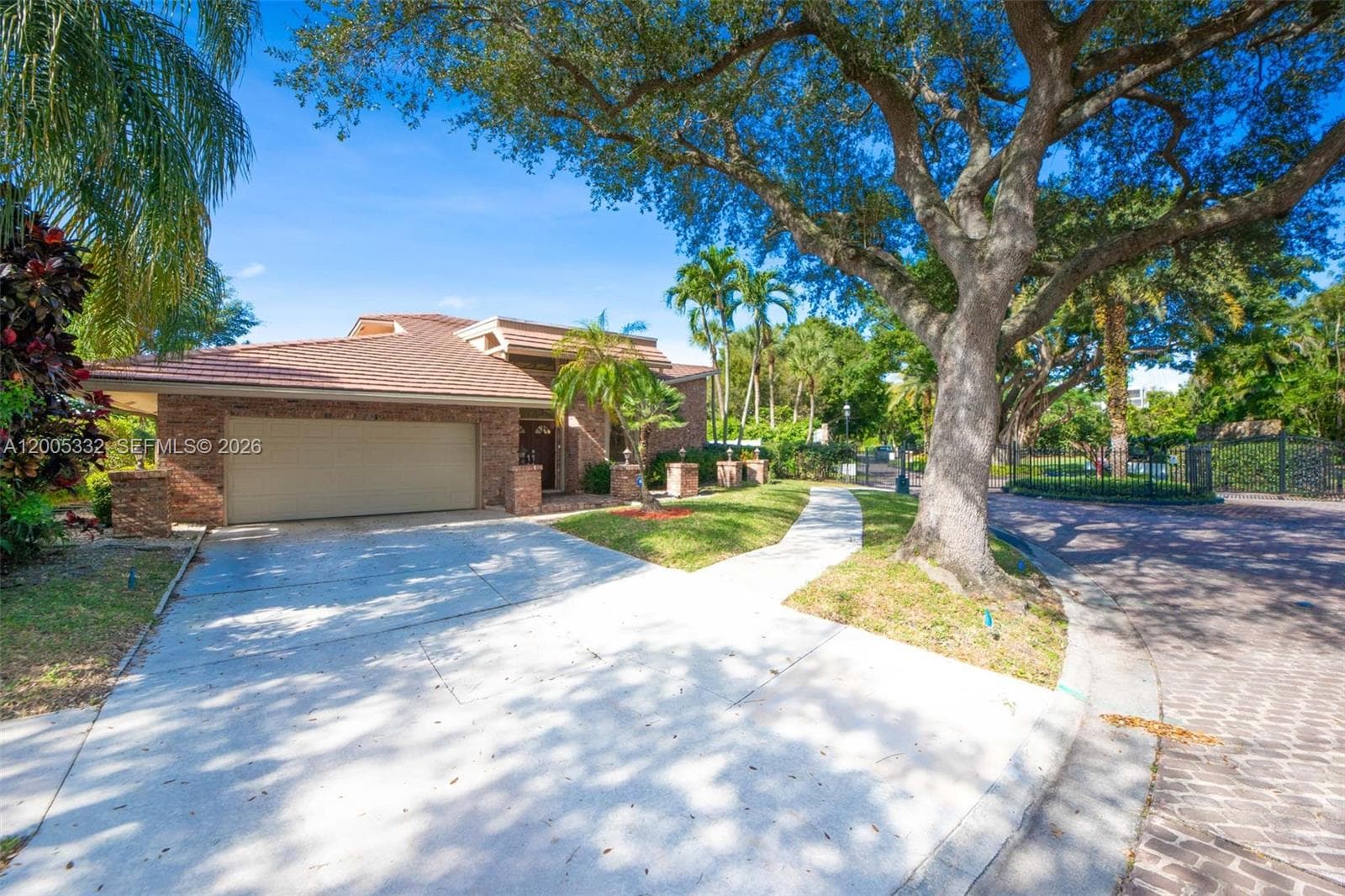 Single-family home at 6481 Timber Ln, Boca Raton — photo 3