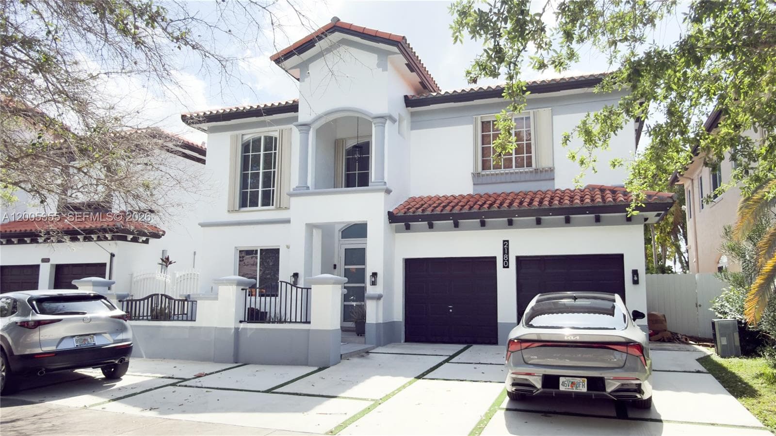 Single-family home at 2180 SW 152nd Pl, Miami — photo 2