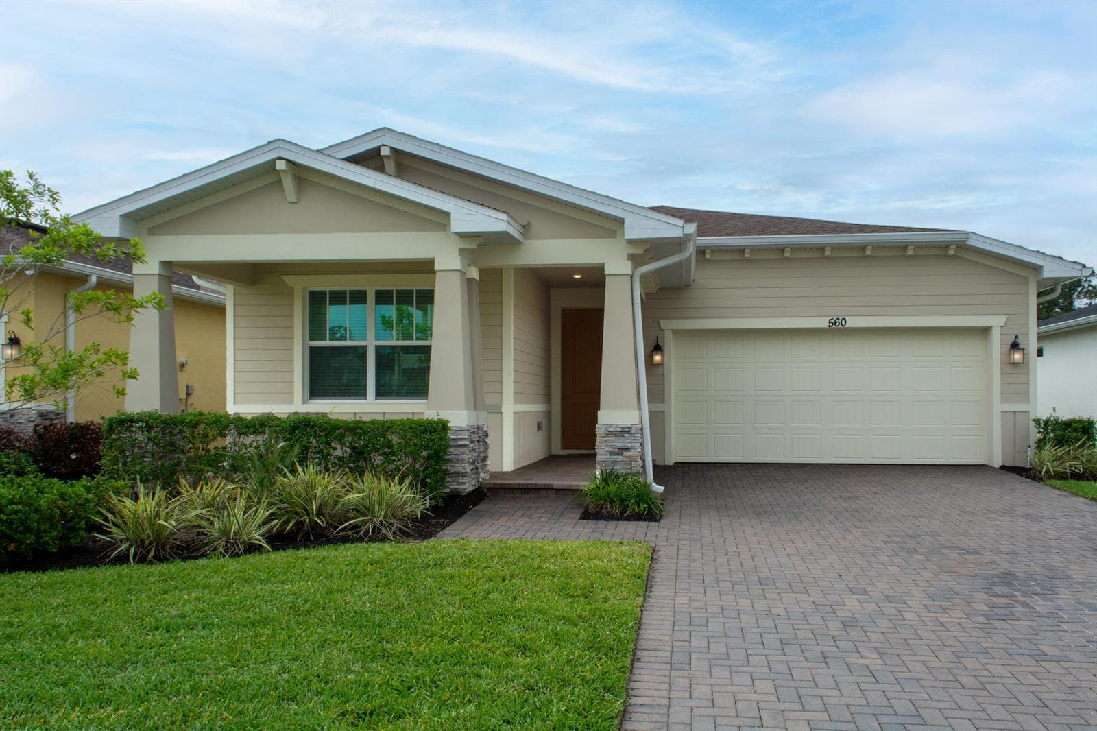 Single-family home at 560 Veridian Circle NW, Palm Bay, FL