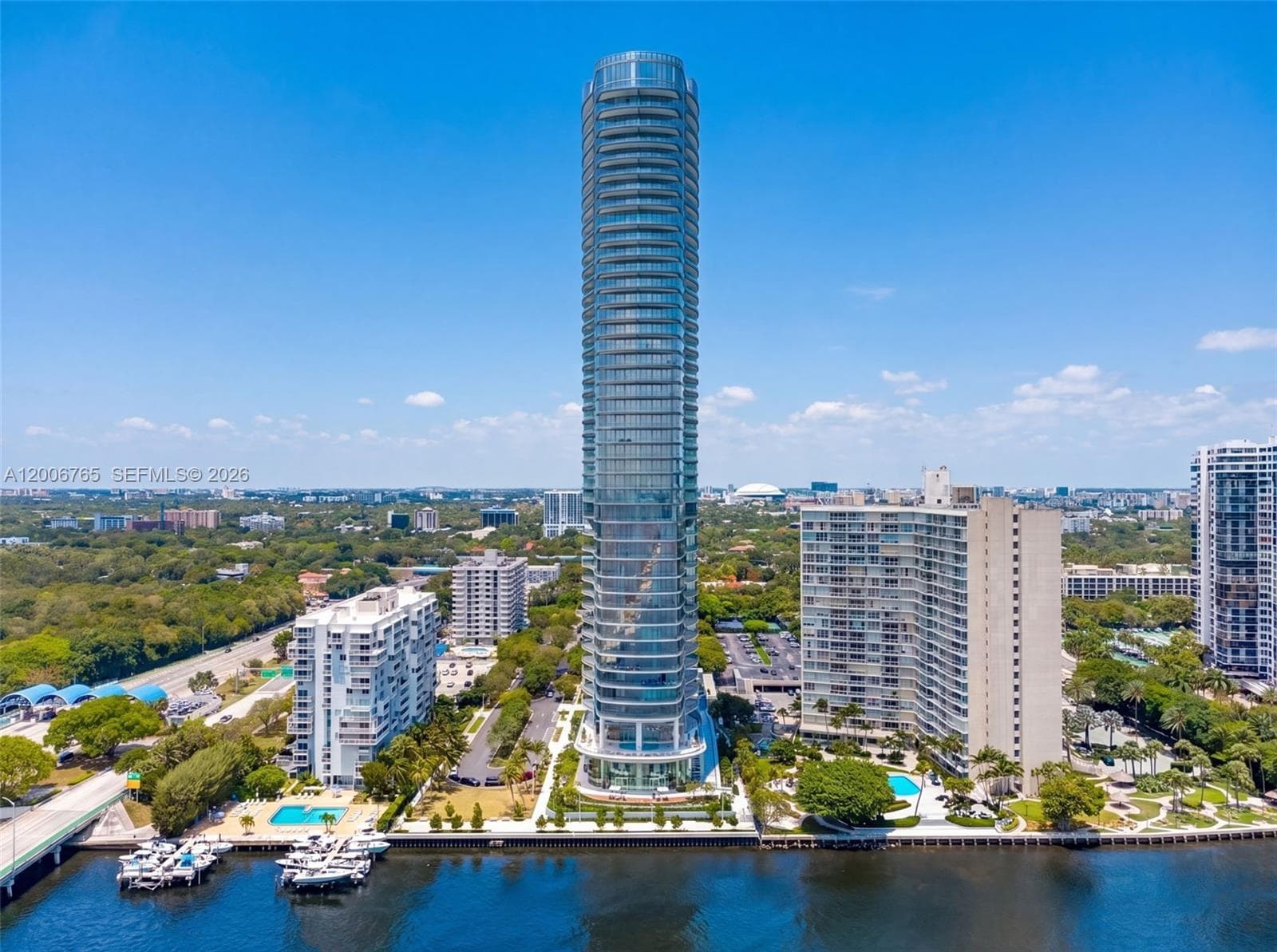 Condo at 175 SE 25th Rd, Miami — photo 1