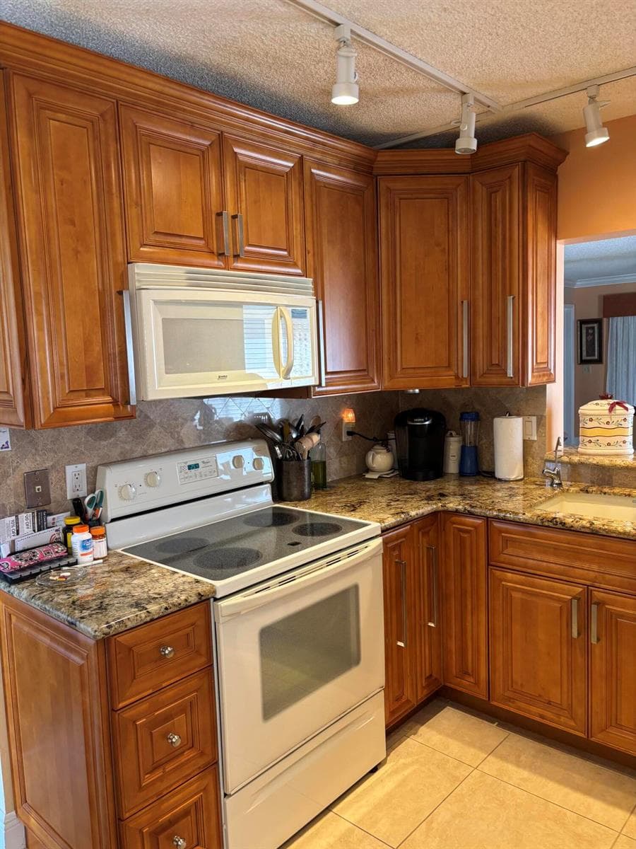 Condo at 60 Pelican Pointe Drive, Delray Beach, FL