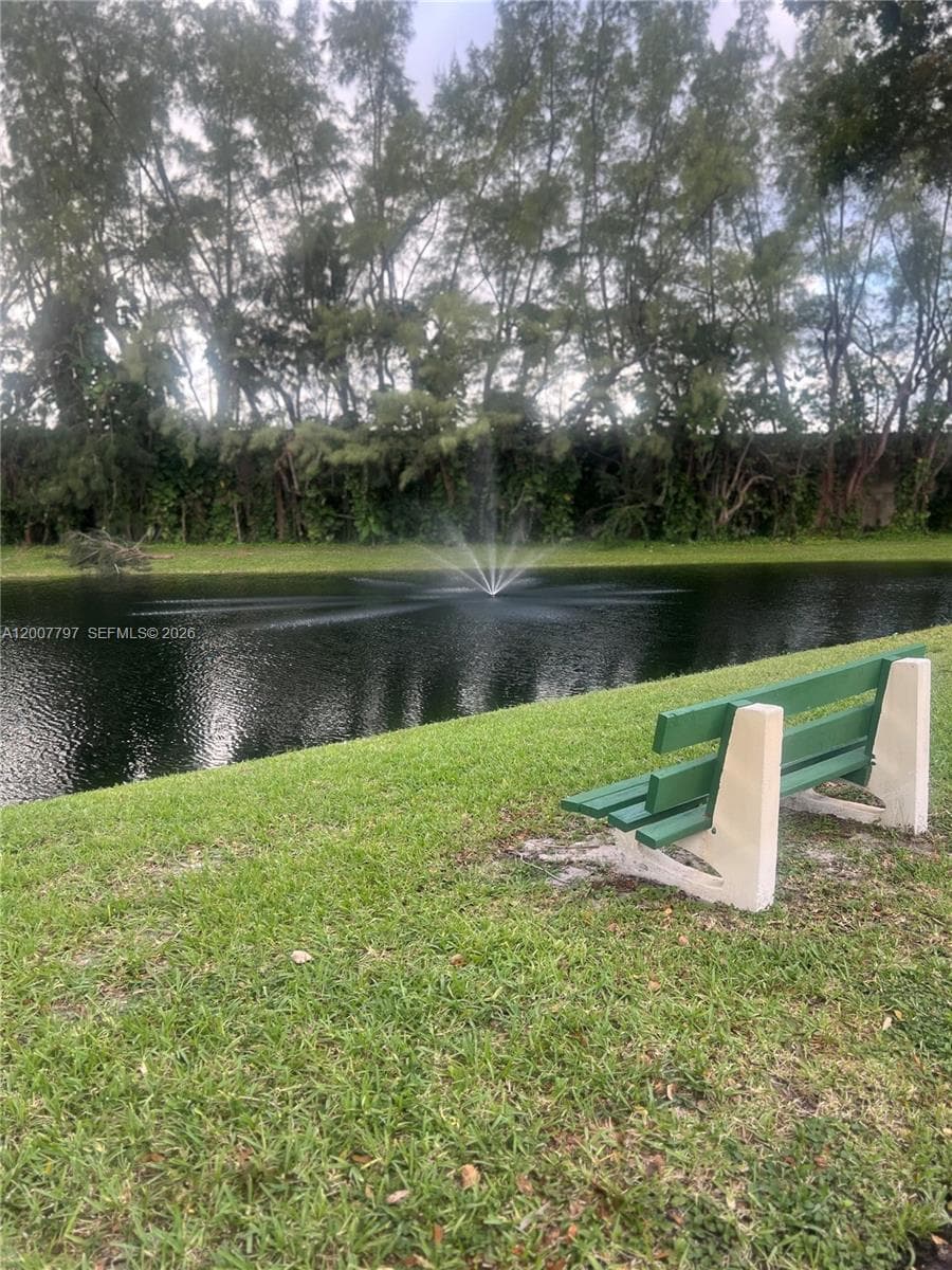 Condo en 2501 W Golf Blvd, Pompano Beach — foto 3