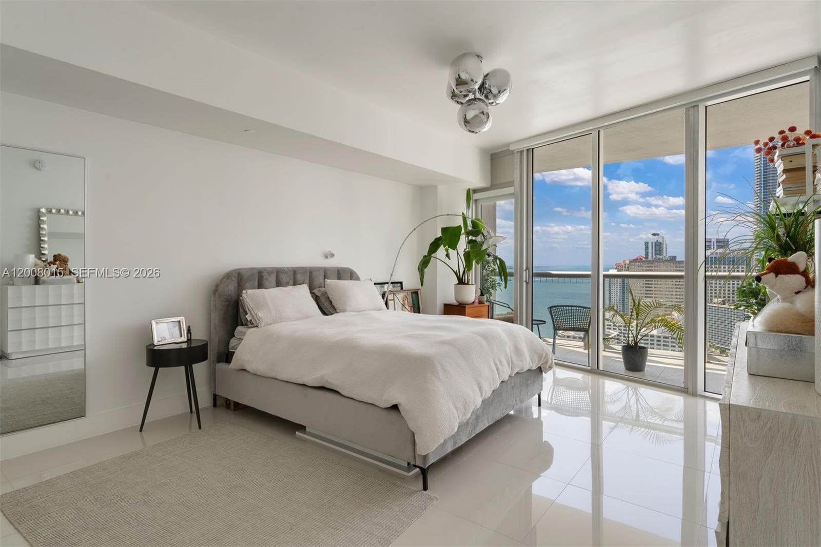 Condo at 495 Brickell Ave, Miami — photo 3