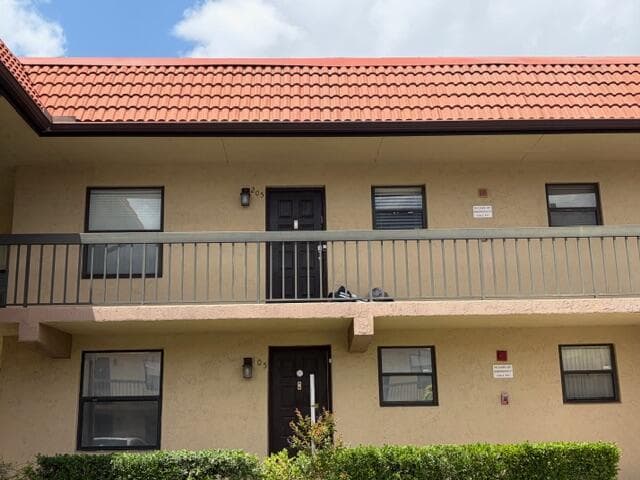 Condo at 21906 Lake Forest Circle, Boca Raton, FL