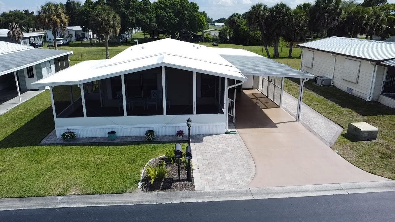 Home at 1747 SW 35th Circle, Okeechobee, FL