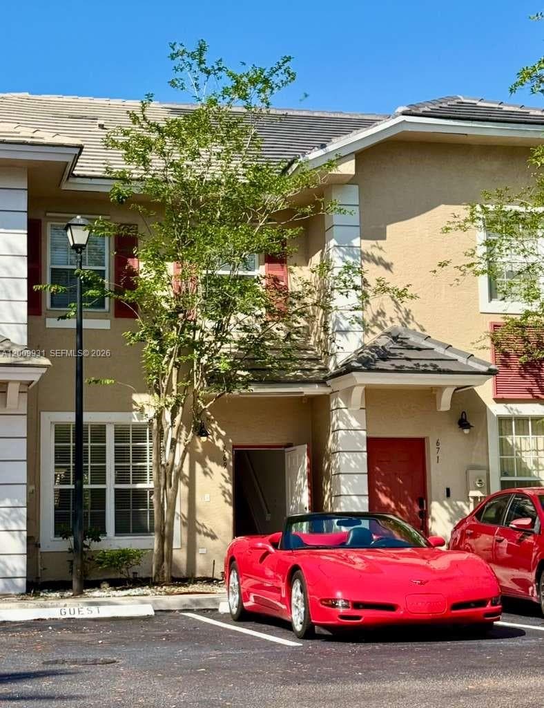 Townhouse at 669 NW 42nd Ave, Plantation, FL