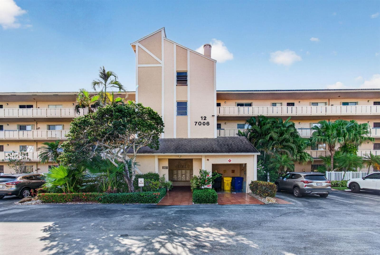 Condo at 7006 Huntington Lane, Delray Beach, FL