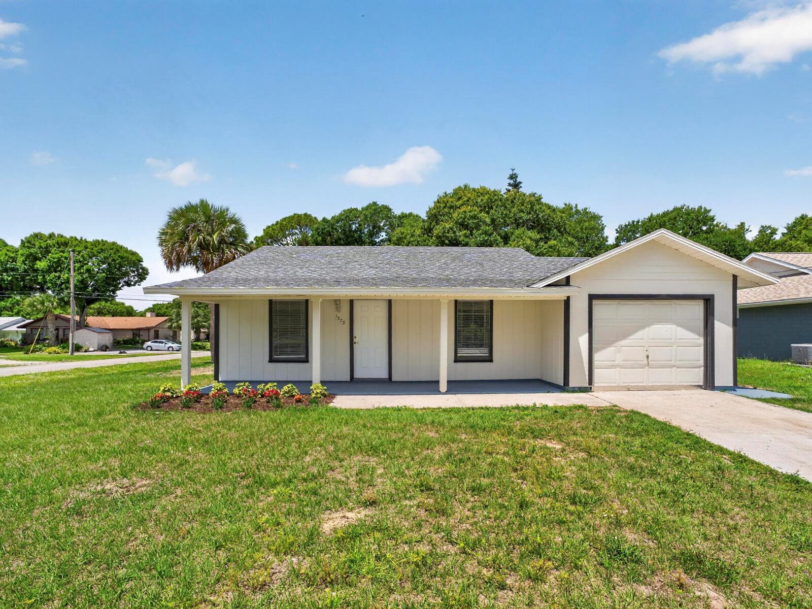 Single-family home at 1373 32nd Avenue SW, Vero Beach, FL