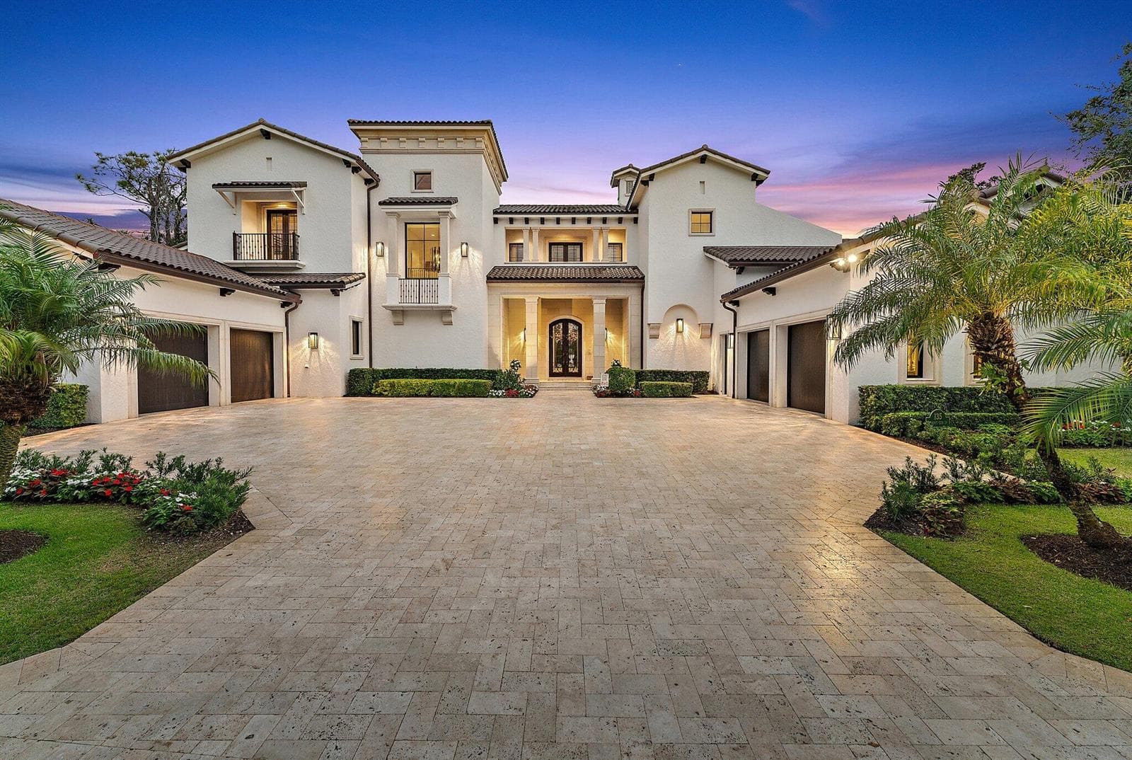 Single-family home at 135 W Bears Club Drive, Jupiter, FL