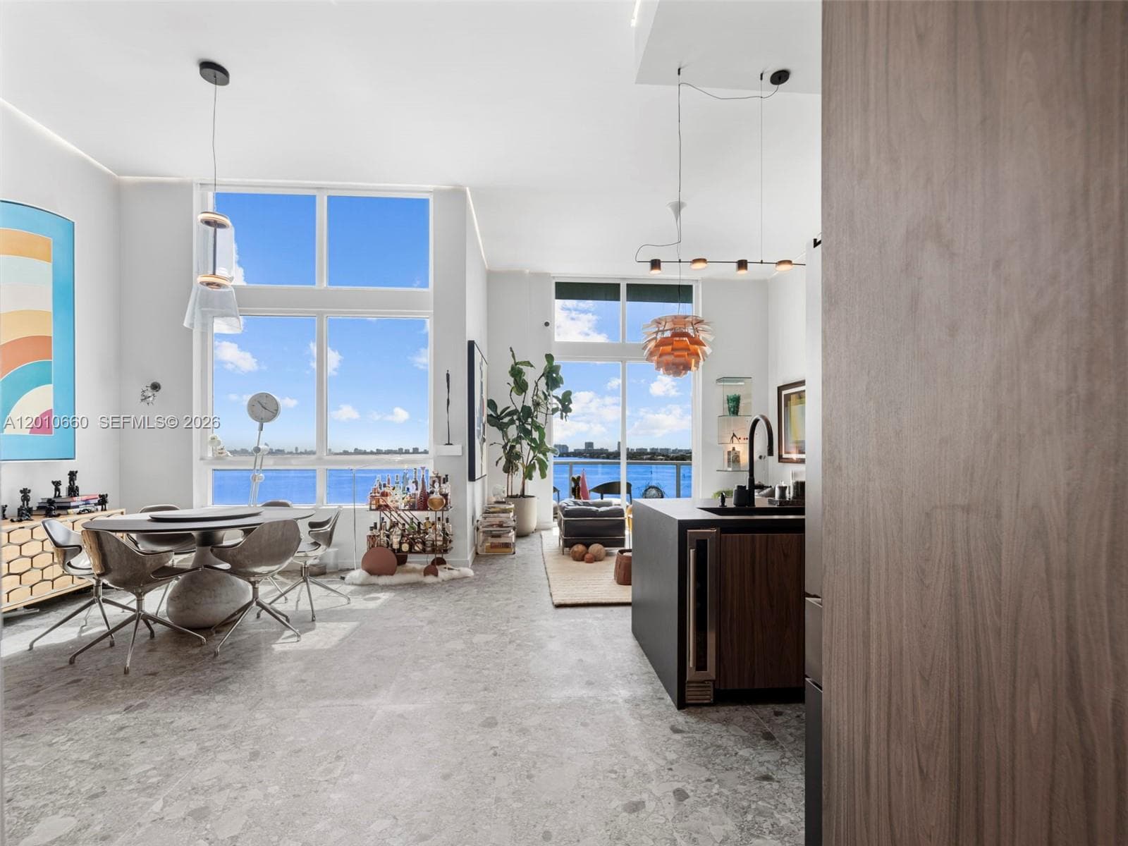 Condo at 1900 N Bayshore Dr, Miami — photo 1
