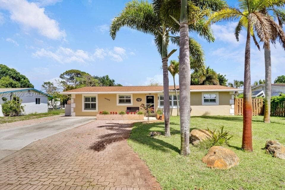 Single-family home en 19049 SE Robert Drive, Jupiter — foto 2