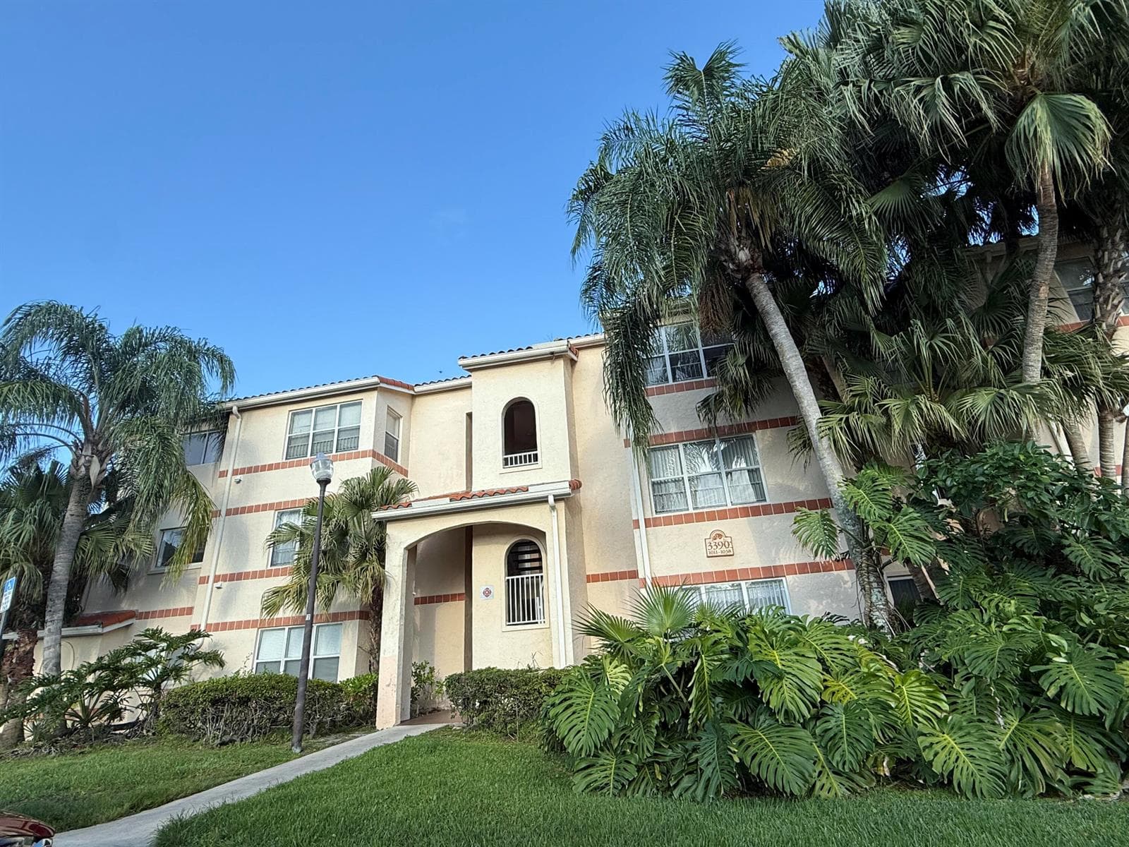 Condo at 3390 N Pinewalk Drive, Margate, FL