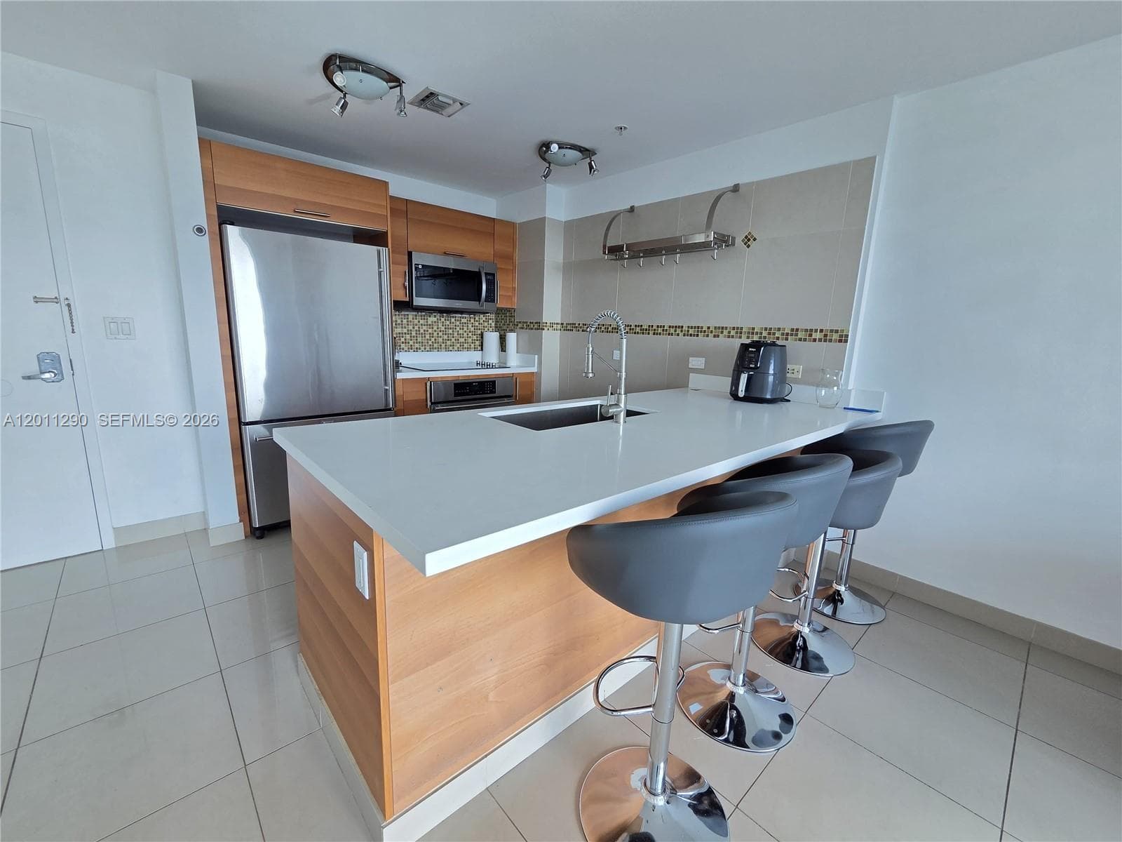 Condo at 3301 NE 1st Ave, Miami — photo 2