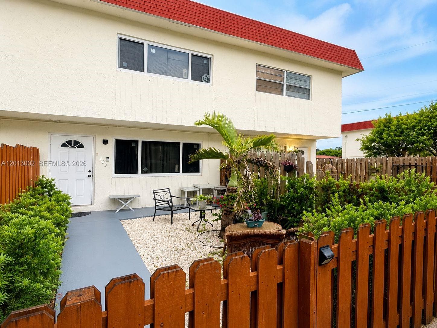 Townhouse at 1520 NE 151st St, Miami — photo 1