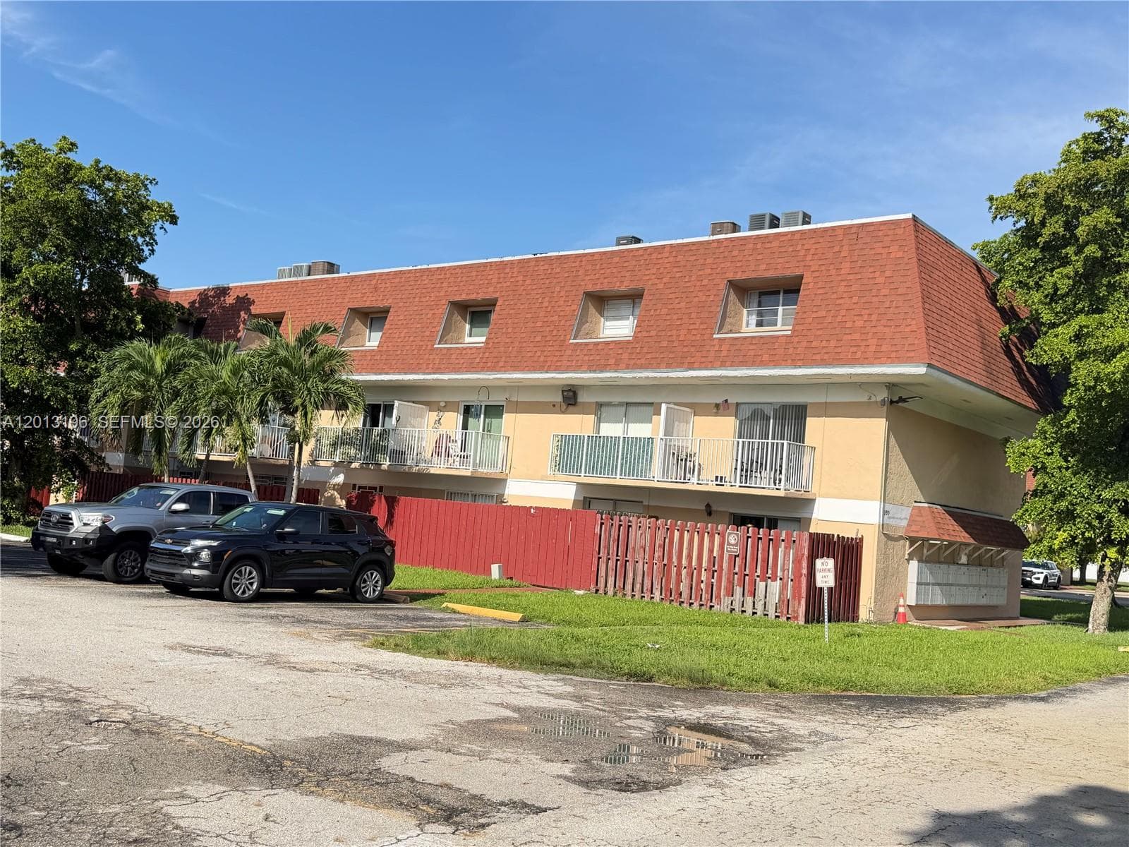 Condo at 260 NW 107th Ave, Miami, FL