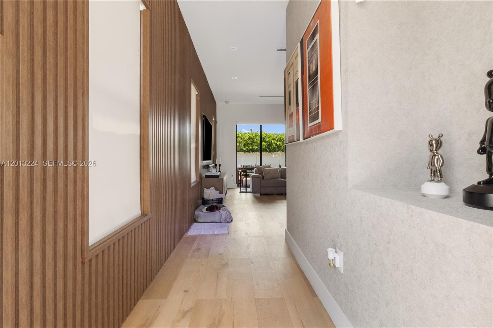 Single-family home at 3261 W 99th Pl, Hialeah — photo 3